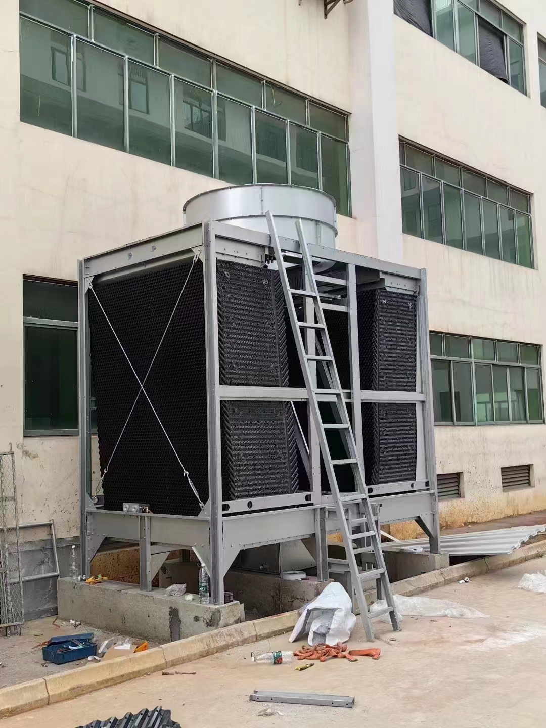 Cross Flow Cooling Tower Manufacturer in Bahrain
